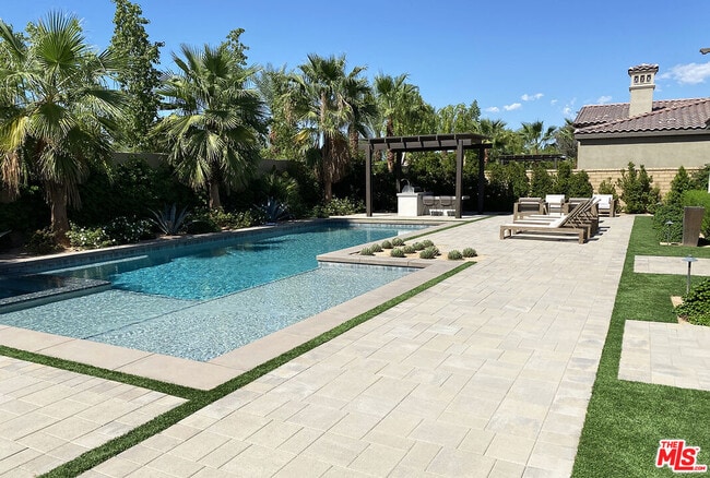 Photo - 81765 Four Seasons Pl