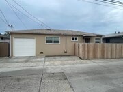 Photo - 6740 Amherst St