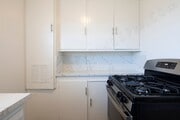 Photo - *OPEN HOUSE: 5/31 3-4PM*  Bright 2 BR in P... Unit 2073
