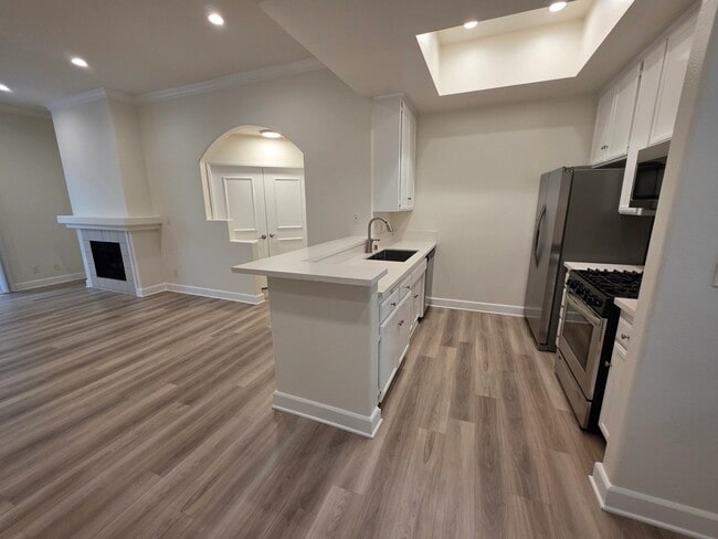 Photo - 2669 S Barrington Ave Unit 107