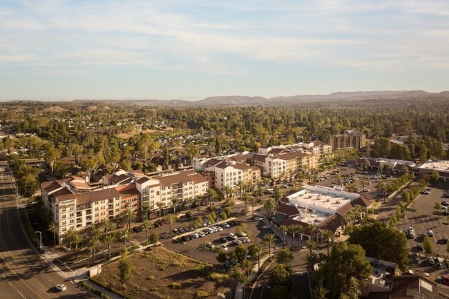 Photo - Reata Oakbrook Village