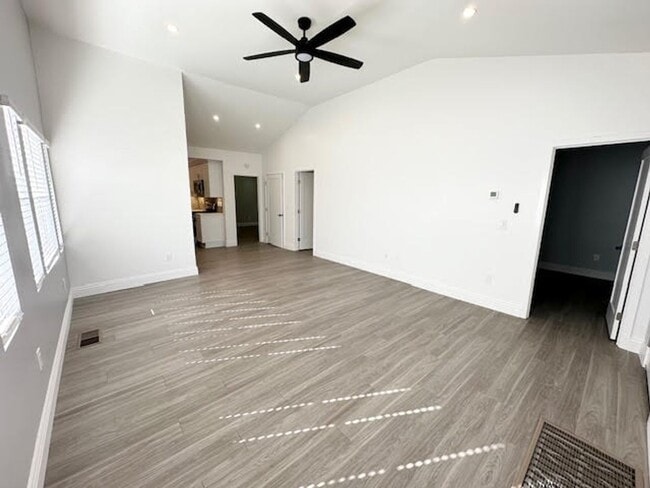 Photo - Florida Unit 4124 Florida St.