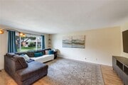 Photo - 4792 Larwin Ave