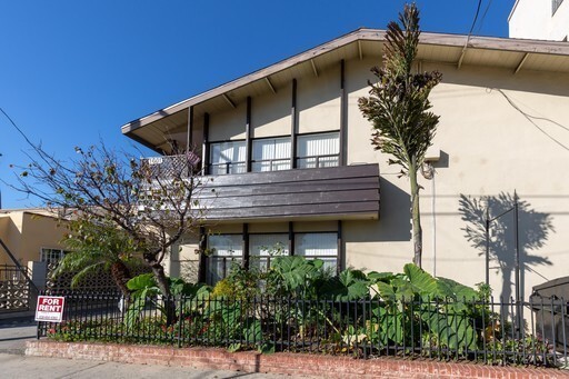 Photo - 1601 N Normandie Ave