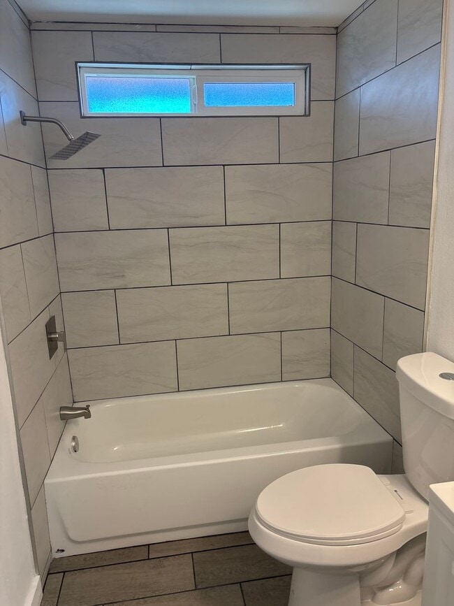 Photo - 2 Bedroom/2 Bathroom home ready for move in