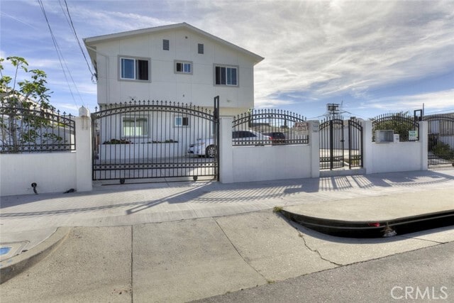 Building Photo - 7408 Radford Ave