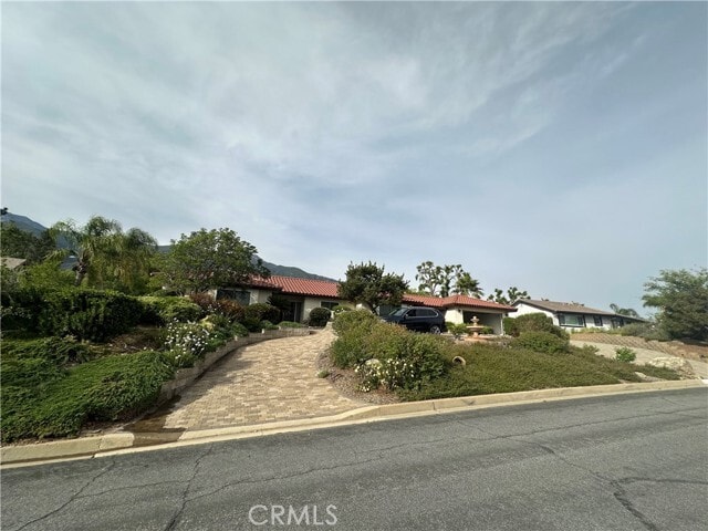 Photo - 9388 Valley View St