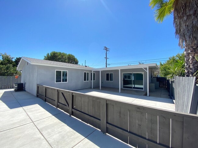 Photo - 5BD/2BA with Garage! (Lease out, pending s...