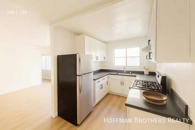 Photo - 3636 Mentone Ave Unit 3