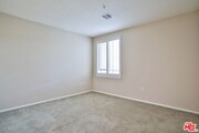 Photo - 6400 Crescent Park E