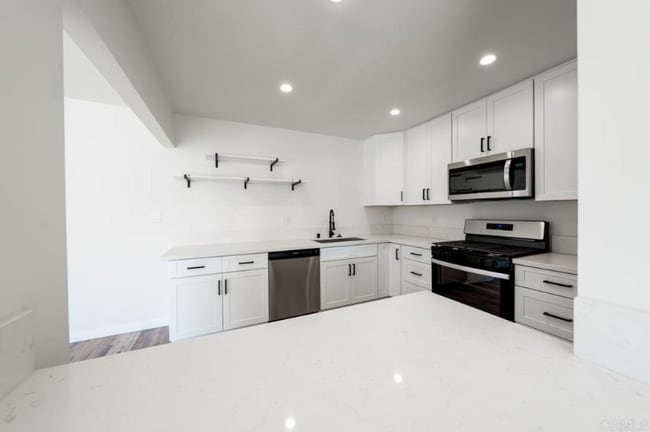 Photo - 4920 Solola Ave