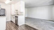 1BR, 1BA - 648 SF - Mitchell Arms Apts.