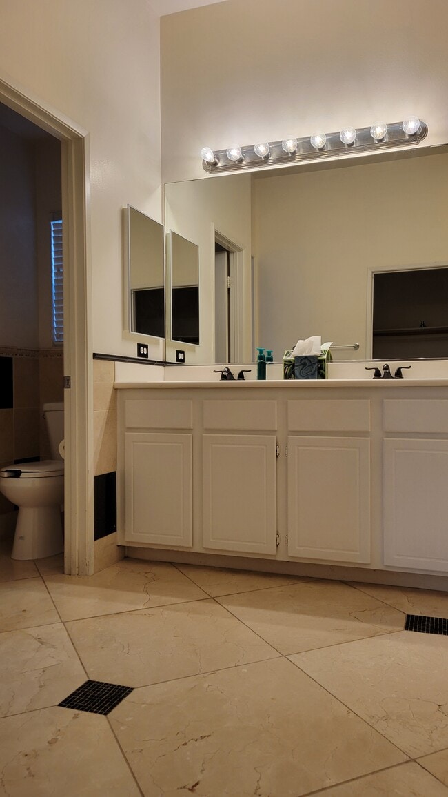 Photo - 32850 Sandalwood Ln