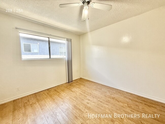 Photo - 4702 W 17th St Unit 4