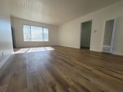Photo - 1841 S. Manhattan Pl Apartments