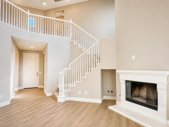 Photo - 1533 Willow Pl