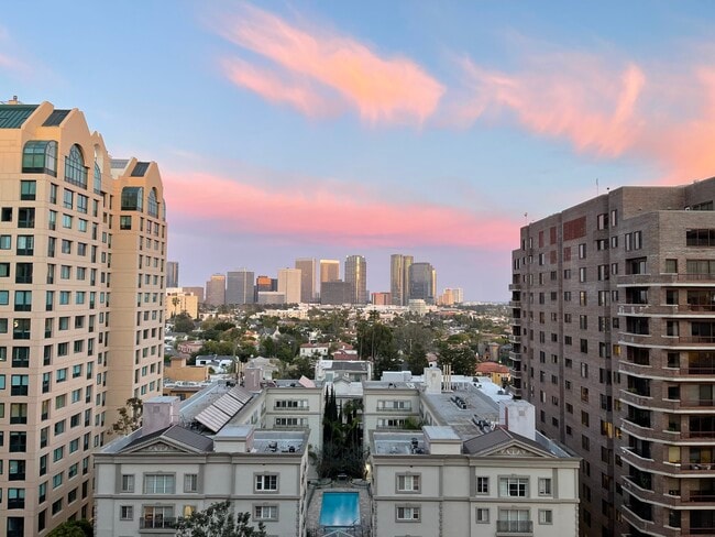 Photo - 10535 Wilshire Blvd Unit 1402
