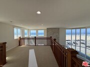 Photo - 2 Catamaran St Unit 3