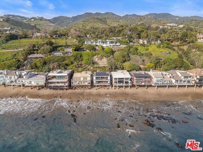 Photo - 27002 Malibu Cove Colony Dr