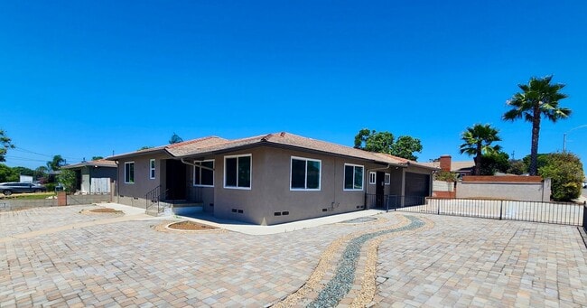 Building Photo - Single Story House in Chula Vista  - 3 BR ...