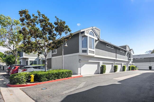 Photo - Prime Irvine Living: Bright End Unit Steps from Pool & Parks