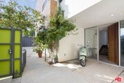 Photo - 1046 6th Ave