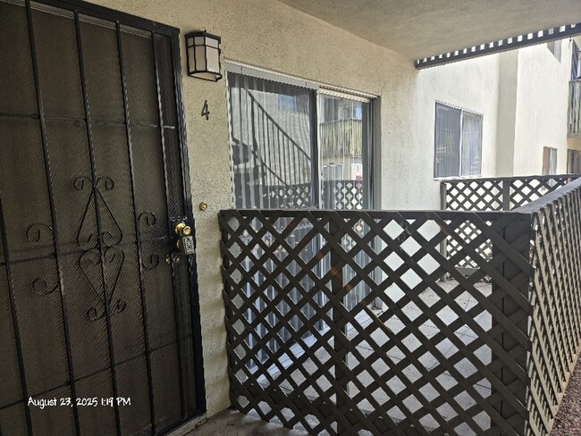 Photo - 991 N Mollison Ave Apartment Unit 04