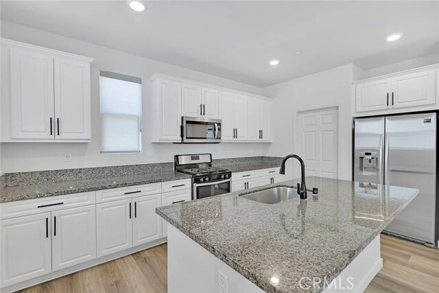 Photo - 14700 Sherman Way