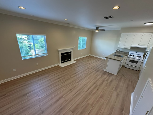 Photo - 22651 Del Valle St Apartment Unit 2