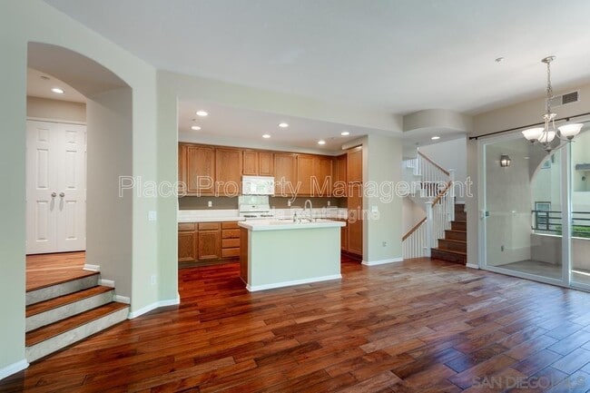 Photo - 2980 Escala Cir