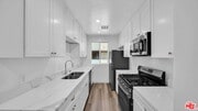 Photo - 126 S Manhattan Pl Unit 5