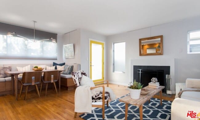 Photo - 1060 Nowita Pl