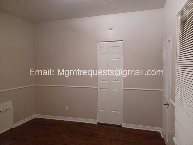 Photo - 3343 Lime St Unit 1