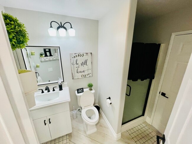 Photo - 8352 Clover Creek Rd