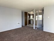 Photo - Open and Spacious 2 Bedroom, 1 Bathroom Apartment in San Pedro Unit 4