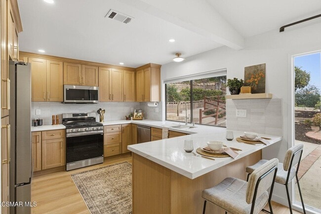 Photo - 822 Rim Crest Dr