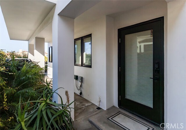 Photo - 314 Dahlia Pl