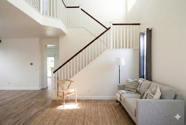 Photo - 15747 Roan Rd