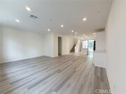 Photo - 400 Transport