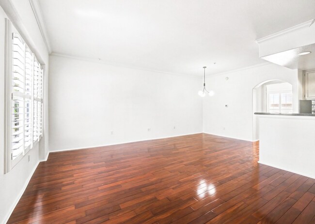 Photo - 5200 Premiere Hills Cir Unit 123