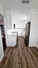Photo - 639 W 4th St
