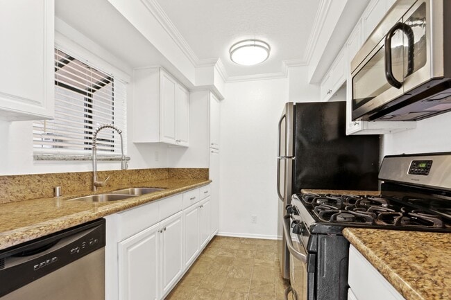 Photo - 10604 Wilkins Ave Unit 101