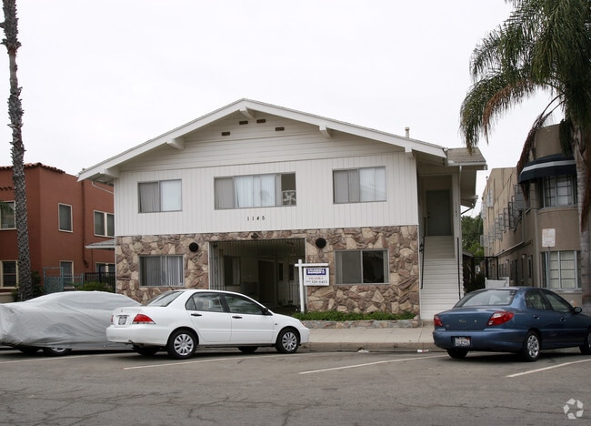 Photo - 1145 E 1st St