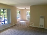 Photo - 108 N Kenwood St House
