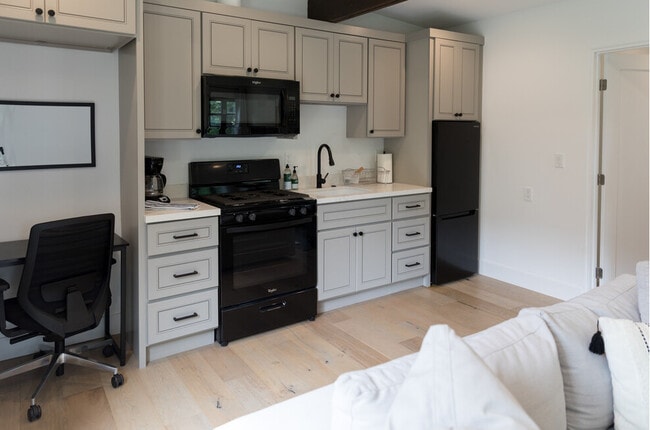 Photo - 342 N Fuller Ave