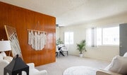 Photo - Casa De Windsor - North Clairemont