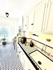Kitchen - Los Altos Apartments