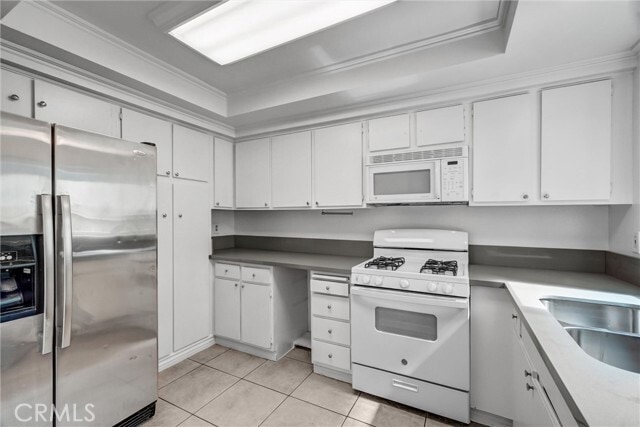 Photo - 4526 Heil Ave