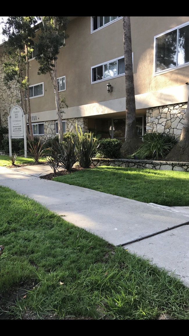 Building Photo - 7760 Pso Del Rey Unit 202