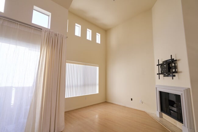 Loft 10.5 x 10.5 - 12060 Hoffman St Unit 303